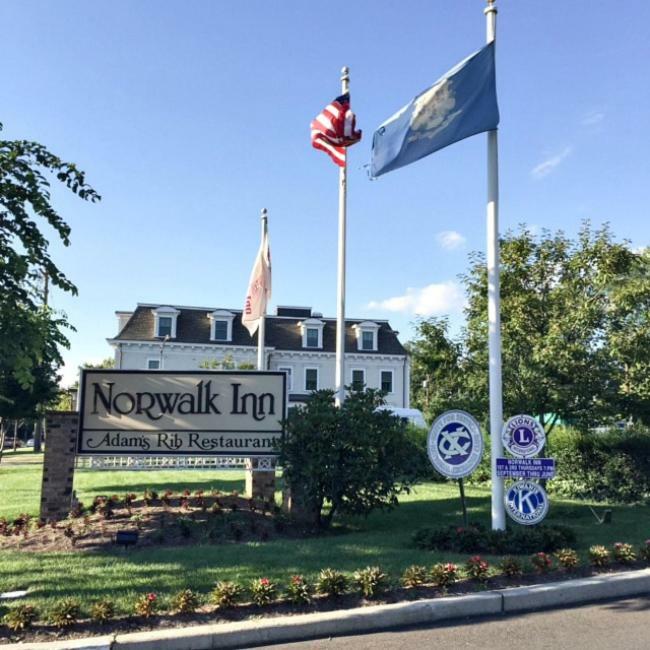 Guest House At Norwalk Inn Exterior foto
